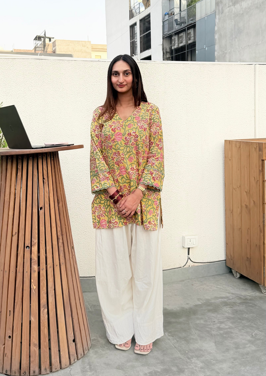 Sunheri Farshi Set