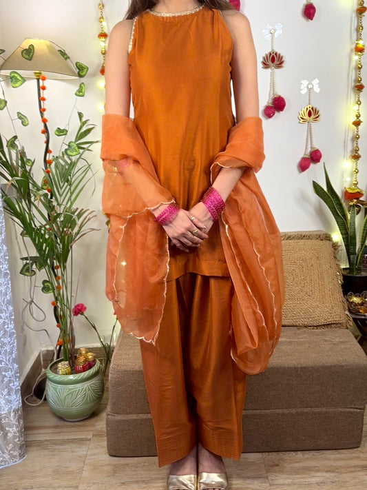Kesariya Suit Set