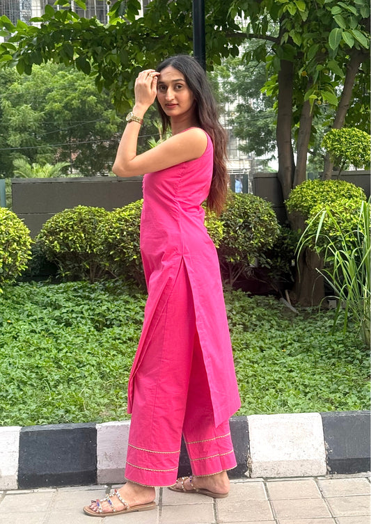 Gulaabo Set
