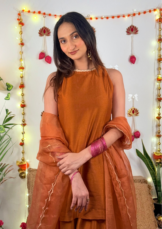 Kesariya Suit Set